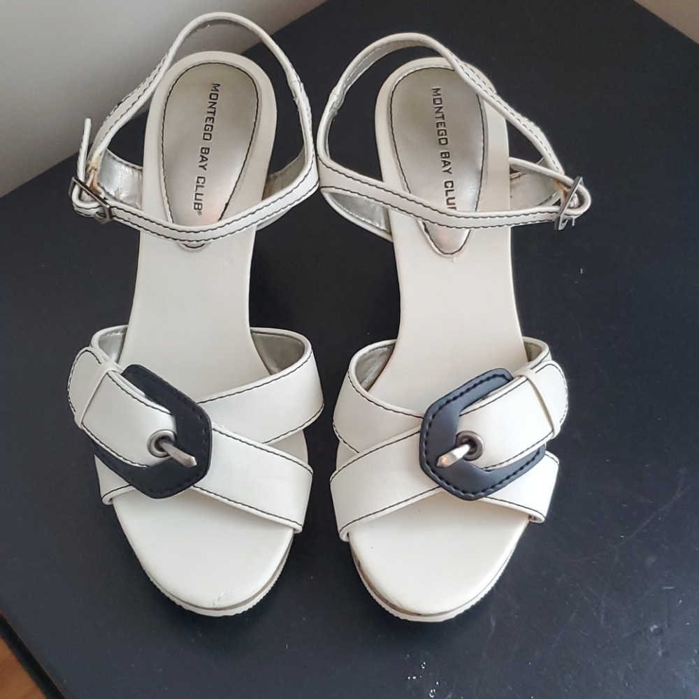Wedge sandals